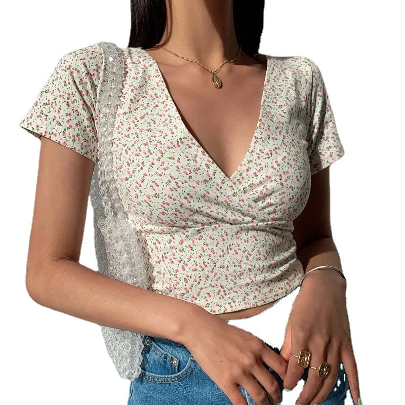 Women Retro Floral V-neck T-shirt