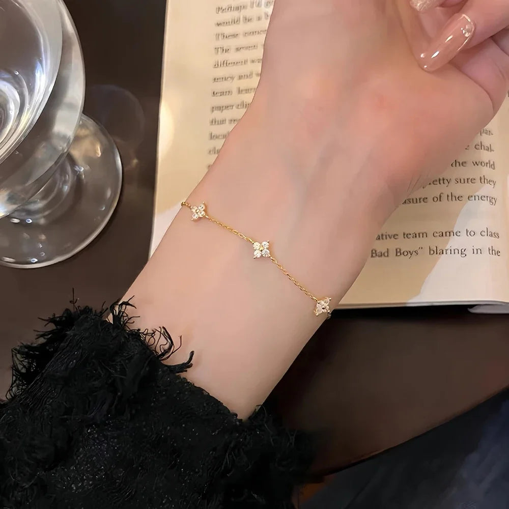 Necklace for Women 18K Gold Plated Four Leaf Grass Collar Chain